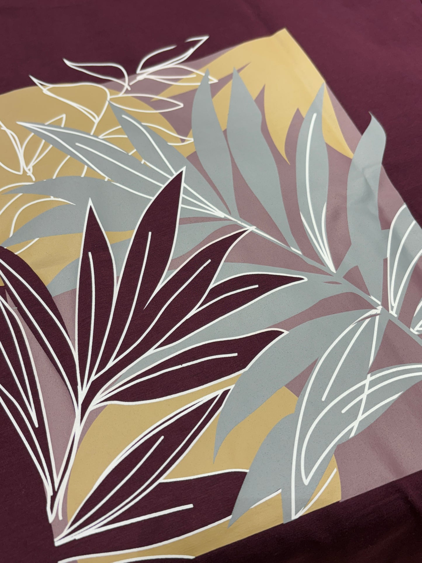 TOKYO (Maroon)